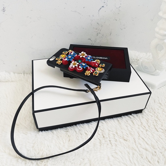 ✖️ - Picture 3 of 9